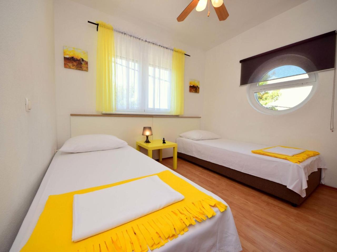 Apartment Anda-1 By Interhome Τρογκίρ Εξωτερικό φωτογραφία